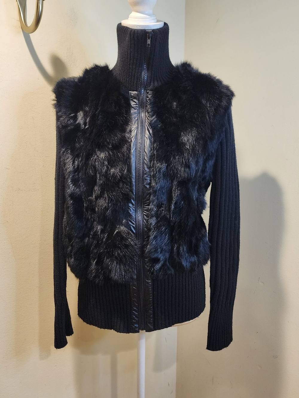 CAREN SPORT Black Genuine Rabit Hair  Front Zip Knit Jacket Size 2X